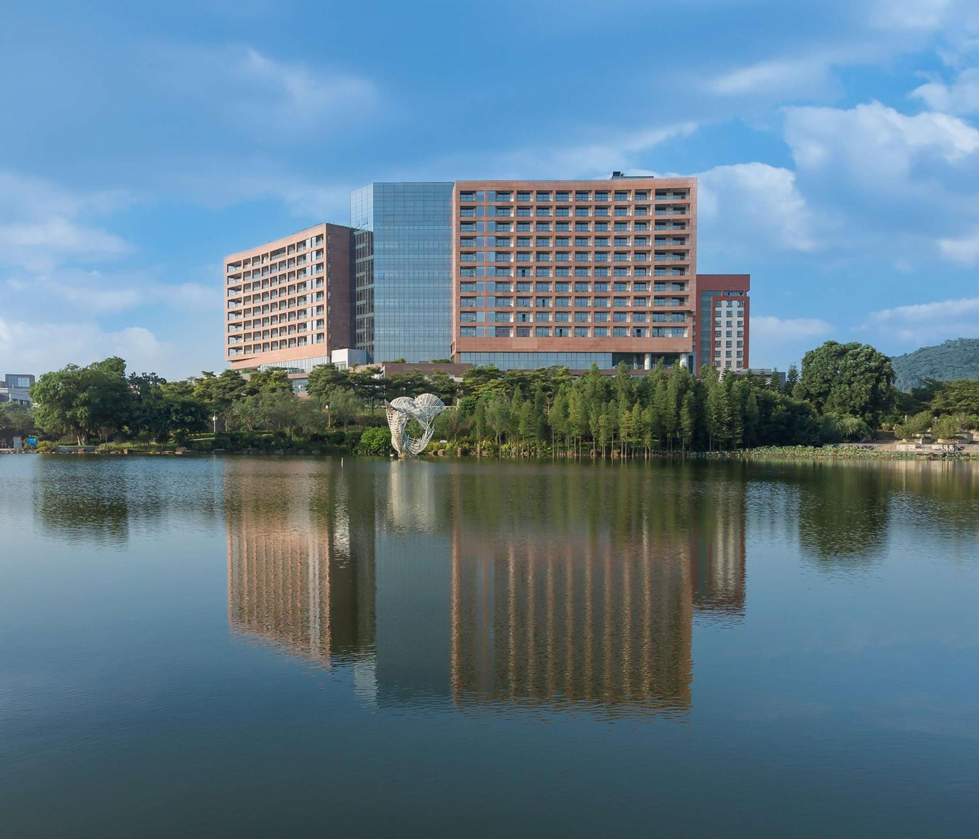 Doubletree By Hilton Hotel Guangzhou-Science City-Free Shuttle Bus To Canton Fair Complex And Dining Offer Екстериор снимка